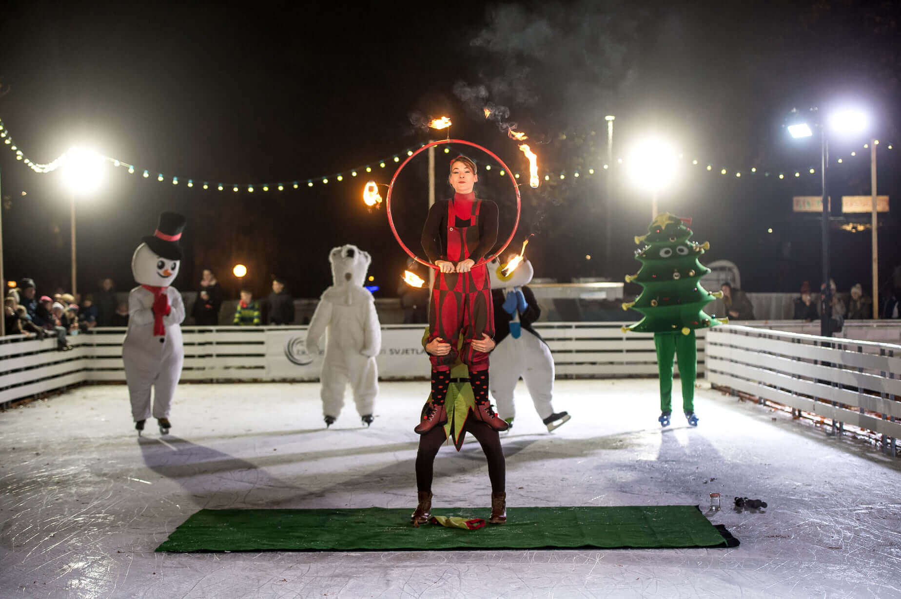Holiday flames – Where fire meets festive fun!